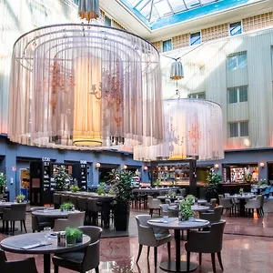 Otel Radisson Blu ****